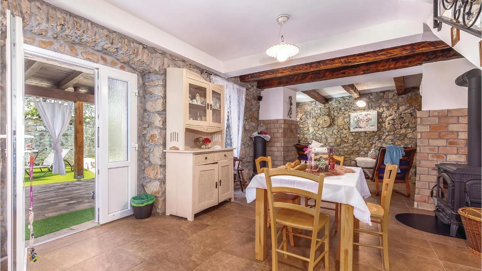 Lovely Home In Novi Vinodolski With Kitchen 0*,
